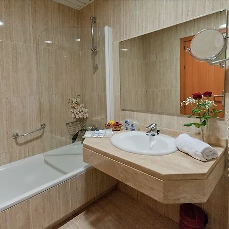 Verol Hotel 3*