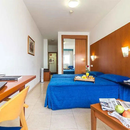 Отель Verol Лас-Пальмас-де-Гран-Канария